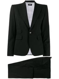 plain two-piece trouser suit