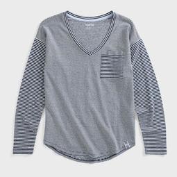 NAUTICA JEANS CO. SUSTAINABLY CRAFTED STRIPE POCKET V-NECK TOP