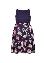 **Billie & Blossom Curve Navy Floral Print Midi Dress