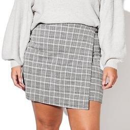 Juniors' Plus Size Vylette™ Side Belted Mini Skirt