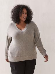 Long Sleeve V-Neck Top - In Every Story