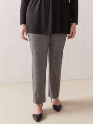 Petite, Savvy Universal Fit Straight Leg Pant - In Every Story