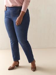 Universal Fit, Straight Leg Blue Jeans - d/C JEANS