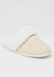 Ivory Cable Knit Fluffy Slippers