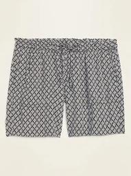 High-Waisted Printed Soft-Woven Plus-Size Shorts -- 7-inch inseam
