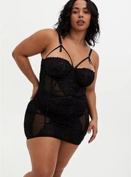 Black Strappy Chantilly Lace Underwire Chemise