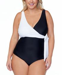 Trendy Plus Size Colorblocked One-Piece Swimsuit
