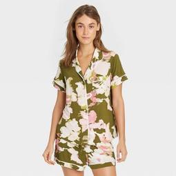 Women's Floral Print Beautifully Soft Short Sleeve Notch Collar Top and Shorts Pajama Set - Stars Above™ Green