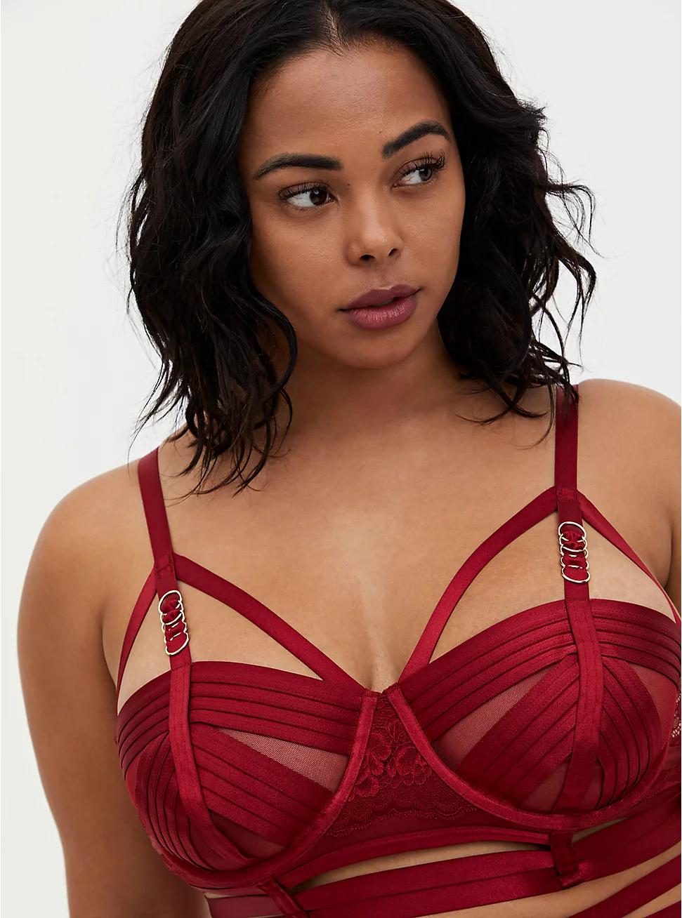 https://d17dh3qz5tugbu.cloudfront.net/production/products/images/1104638/original/dark-red-lace-cage-underwire-longline-bralette.jpg?1611230555