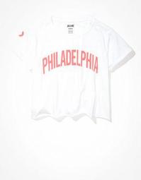 Tailgate Women's Philadelphia Phillies Cropped Roll Sleeve T-Shirt
