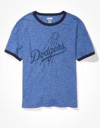 Tailgate Women's LA Dodgers Ringer T-Shirt