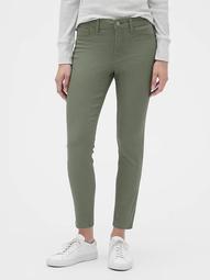 Mid Rise Cropped Favorite Jegging
