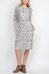 Long-Sleeve-Loral-Print-Dress-With-Inseam-Pocket