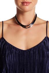 Cutout Collar Necklace