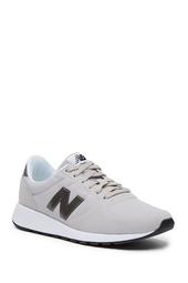 220V1 Sneaker
