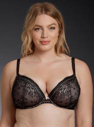 Delicate Lace Push-Up Plunge Bra