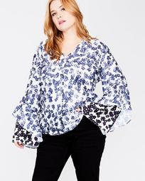 BLOOMING FLORAL BLOUSE