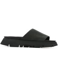 waterproof overflat sandals