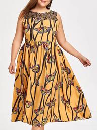 Plus Size Butterfly Print Lace Yoke Dress