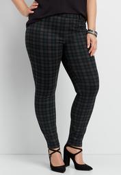 the pull on plus size plaid skinny ankle pant