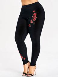 Plus Size Floral Embroidery Leggings