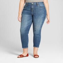 Women's Plus Size Straight Jeans - Universal Thread™ Medium Wash