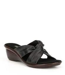 Onex Brie Knotted Wedges