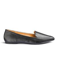 Alexa Pointed Loafer