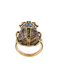 bug plaque ring