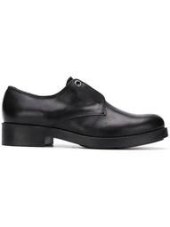 slip-on oxford shoes