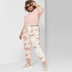 Women's Plus Size Camo Print Cargo High-Rise Desert Pants - Wild Fable™ White