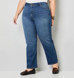5 Pocket Straight Leg Knit Denim in Medium Wash