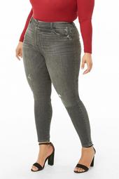 Plus Size Pull-Ring Skinny Jeans