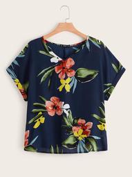 Plus V Neck Rolled Cuff Floral Print Tee