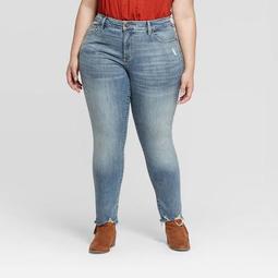 Women's Plus Size Mid-Rise Distressed Skinny Jeans - Universal Thread™
