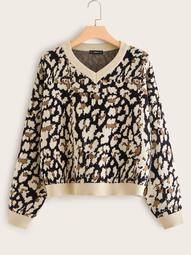 Plus V-neck Leopard Sweater