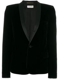 tuxedo jacket with square-cut shoulders